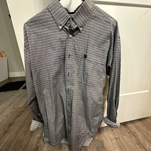 Cinch dress shirt